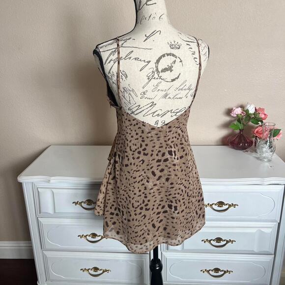 Brown and tan leopard print - Picture 4 of 6